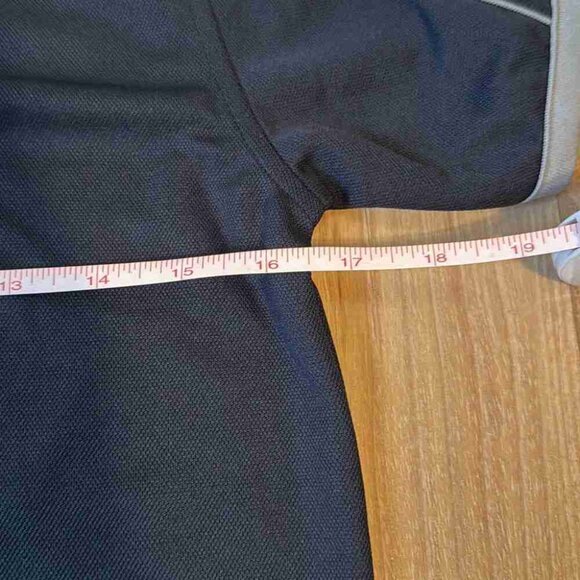 black and white polo size 16 youth   Took off tags and cut the size - Picture 3 of 5